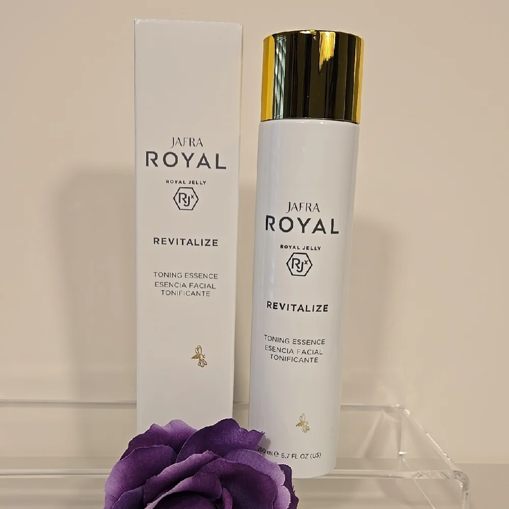 JAFRA ROYAL JELLY REVITALIZE TONING ESSENCE 6.7 OZ NWT - Previous Packaging